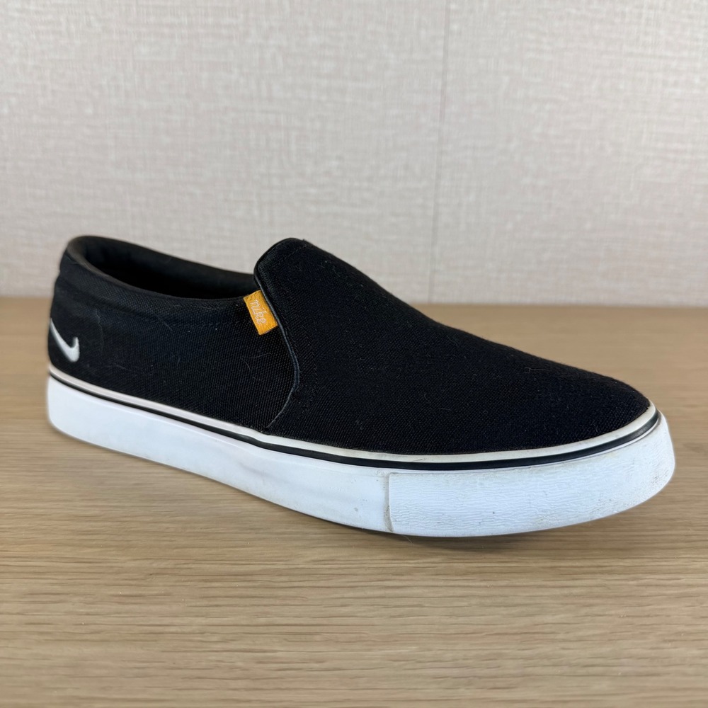 Nike Court Royale AC Slip-On Black White Canvas Sneakers BQ9138-001 Mens 6.5 W 8